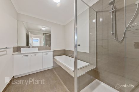 Property photo of 9/42 Trickey Avenue Sydenham VIC 3037