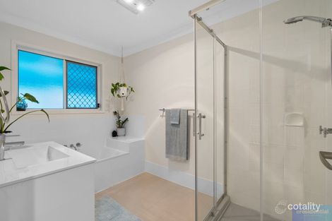 Property photo of 6 Kummara Road Edens Landing QLD 4207