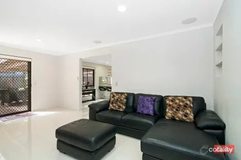 Property photo of 21 Hillside Drive Daisy Hill QLD 4127