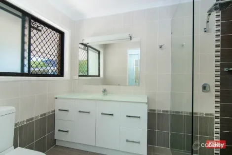 Property photo of 21 Hillside Drive Daisy Hill QLD 4127