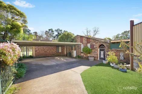 40 Spumante Cl, Eschol Park, NSW 2558