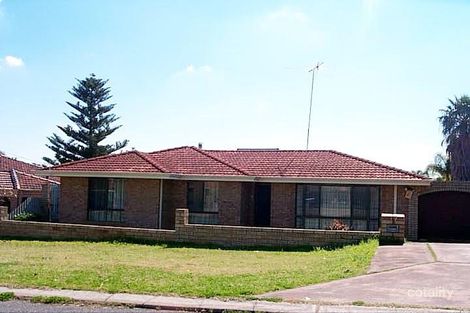 17 Napier Rd, Marangaroo, WA 6064