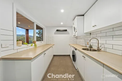 Property photo of 11 Highcliff Road Upwey VIC 3158