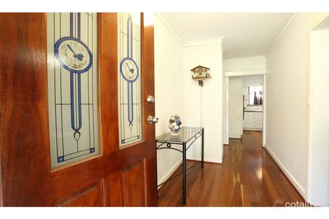 17 Frost St, Swan View, WA 6056