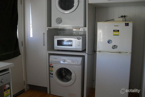 Property photo of 11 Summer Red Court Blackwater QLD 4717