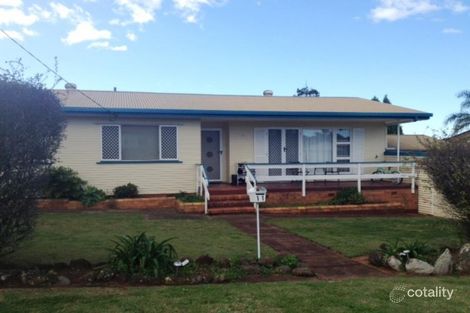 11 Mcnamara St, Centenary Heights, QLD 4350