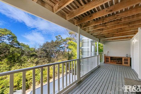 Property photo of 17 Kunala Lane Horsfield Bay NSW 2256