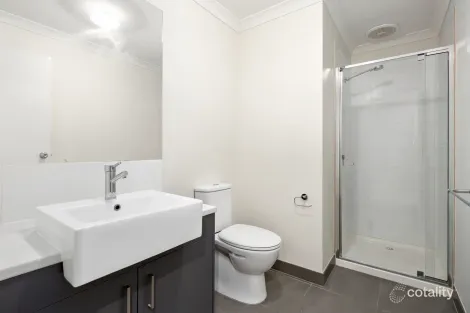 Property photo of 5/551 Tarneit Road Hoppers Crossing VIC 3029