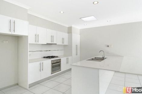 Property photo of 10/7-11 Broughton Place Queanbeyan NSW 2620