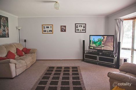 Property photo of 37 Darnum Street Drouin VIC 3818