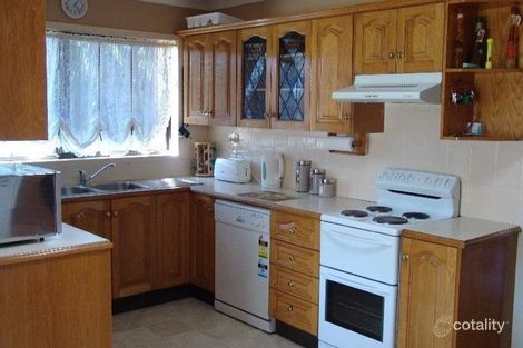 Property photo of 1 Huxley Place Colyton NSW 2760