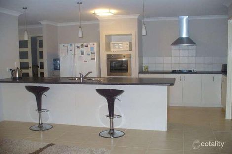 Property photo of 14 Petit Loop Dudley Park WA 6210