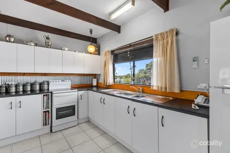 Property photo of 17 Ti-Tree Road The Pines SA 5577