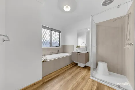 Property photo of 15 Elsmore Street Tarneit VIC 3029