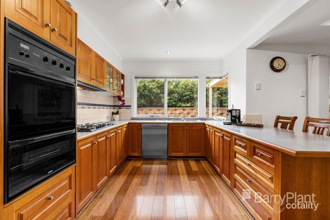 Property photo of 8 Carmel Close Greensborough VIC 3088