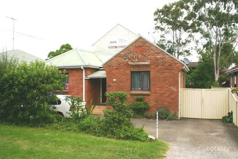 123 Dumaresq St, Campbelltown, NSW 2560