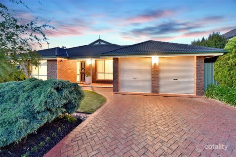 17 Spring Park Cct, Aberfoyle Park, SA 5159