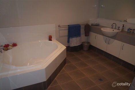 Property photo of 42 Spoonbill Avenue Djugun WA 6725