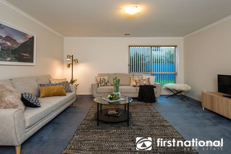 Property photo of 6 Tea Tree Close Pakenham VIC 3810