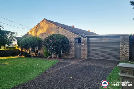 43 Albany St, Point Frederick, NSW 2250