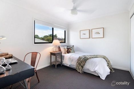 Property photo of 2/125 Ekibin Road Annerley QLD 4103