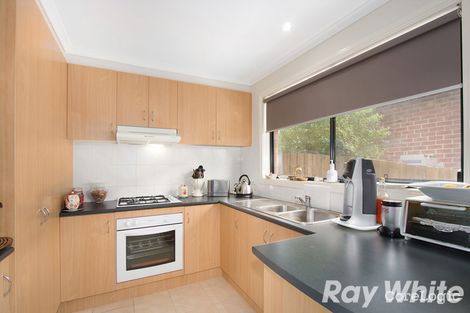 Property photo of 3 Luca Place Pakenham VIC 3810