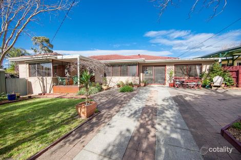 Property photo of 4 Birch Grove Frankston VIC 3199