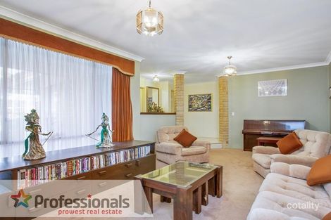 Property photo of 31 Broadbent Loop Leeming WA 6149