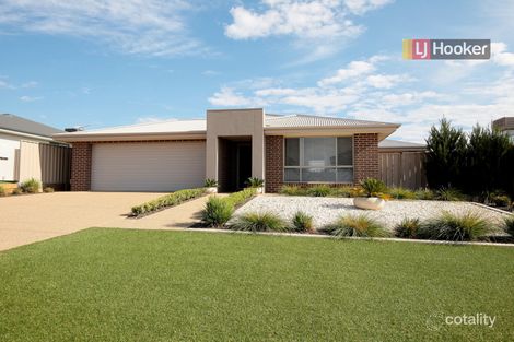 Property photo of 2 Chang Avenue Lloyd NSW 2650