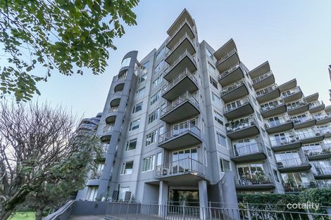 8/23 Queens Rd, Melbourne, VIC 3004