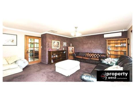 Property photo of 56 Glencoe Loop Kinross WA 6028