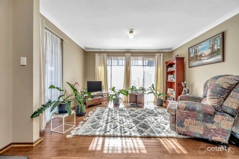 Property photo of 14 Lavender Gardens Halls Head WA 6210