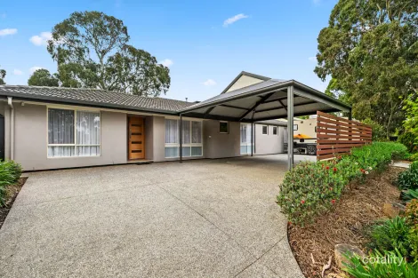 Property photo of 21 Sheoak Crescent Aberfoyle Park SA 5159