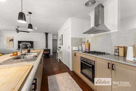 Property photo of 10 Cusworth Drive Glen Iris WA 6230