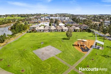 Property photo of 8 Coberley Way Cranbourne North VIC 3977