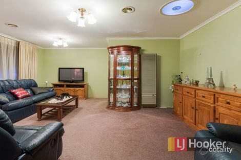 Property photo of 37 The Grange Hampton Park VIC 3976