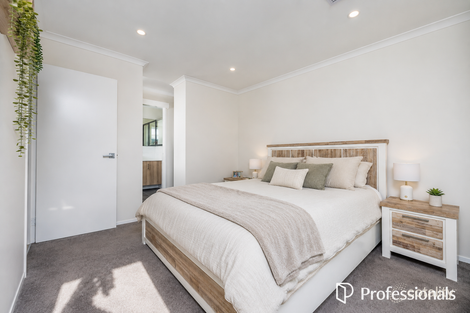 Property photo of 37 Gammoning Road Alkimos WA 6038