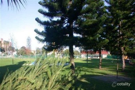 4 Hevron St, North Fremantle, WA 6159