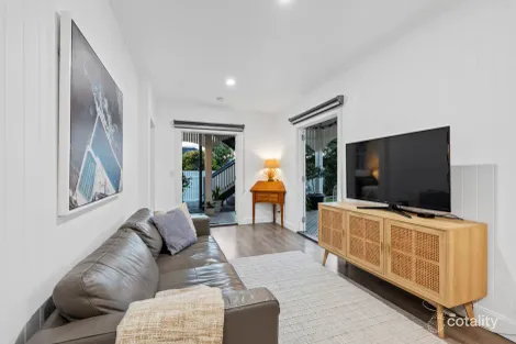 Property photo of 10 Bushing Street Wynnum West QLD 4178