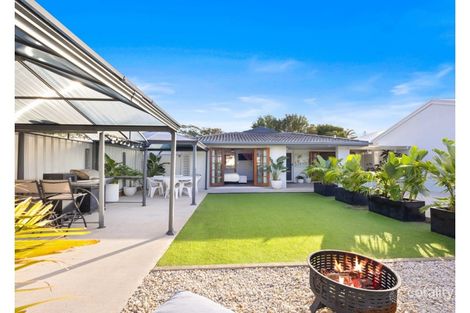 1 Oatlands St, Port Macquarie, NSW 2444