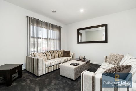 Property photo of 15 Erindale Street Cranbourne West VIC 3977
