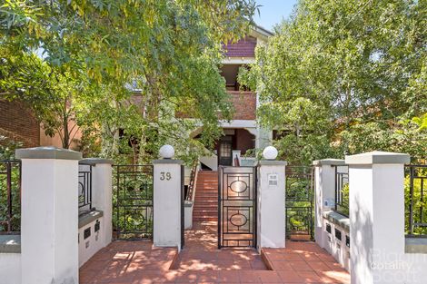 3/39 Robe St, St Kilda, VIC 3182