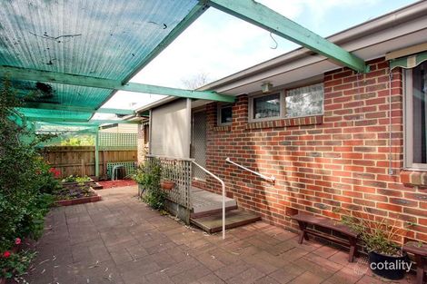 Property photo of 2/108 Surrey Road Blackburn North VIC 3130