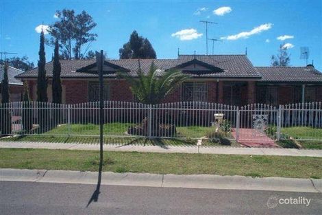 Property photo of 2 Milton Court Prestons NSW 2170