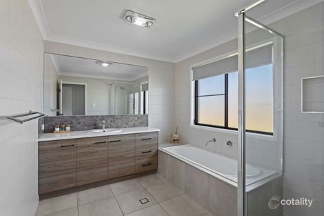 Property photo of 36 Sportsman Drive Kleinton QLD 4352