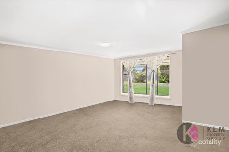Property photo of 4 Edward Street The Oaks NSW 2570