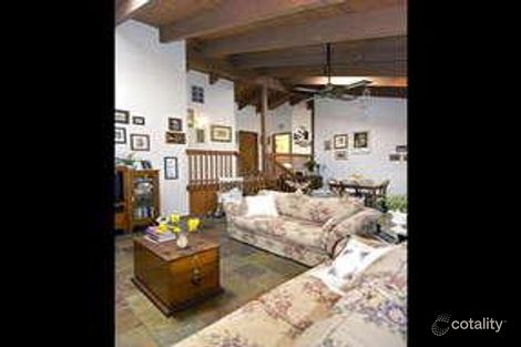 Property photo of 23 Moola Place Eltham VIC 3095