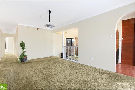 Property photo of 8 Craig Crescent Dapto NSW 2530