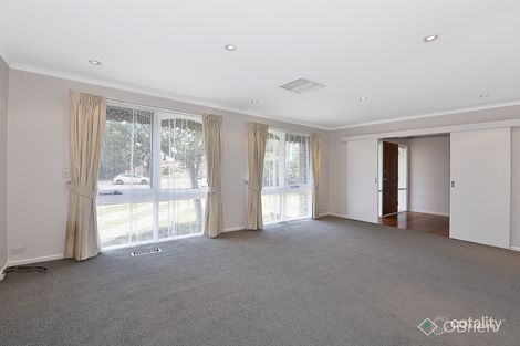 Property photo of 7 Chisholm Close Gladstone Park VIC 3043