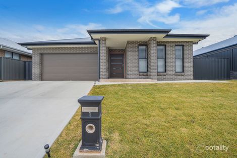1 Carnoustie Cl, Cessnock, NSW 2325